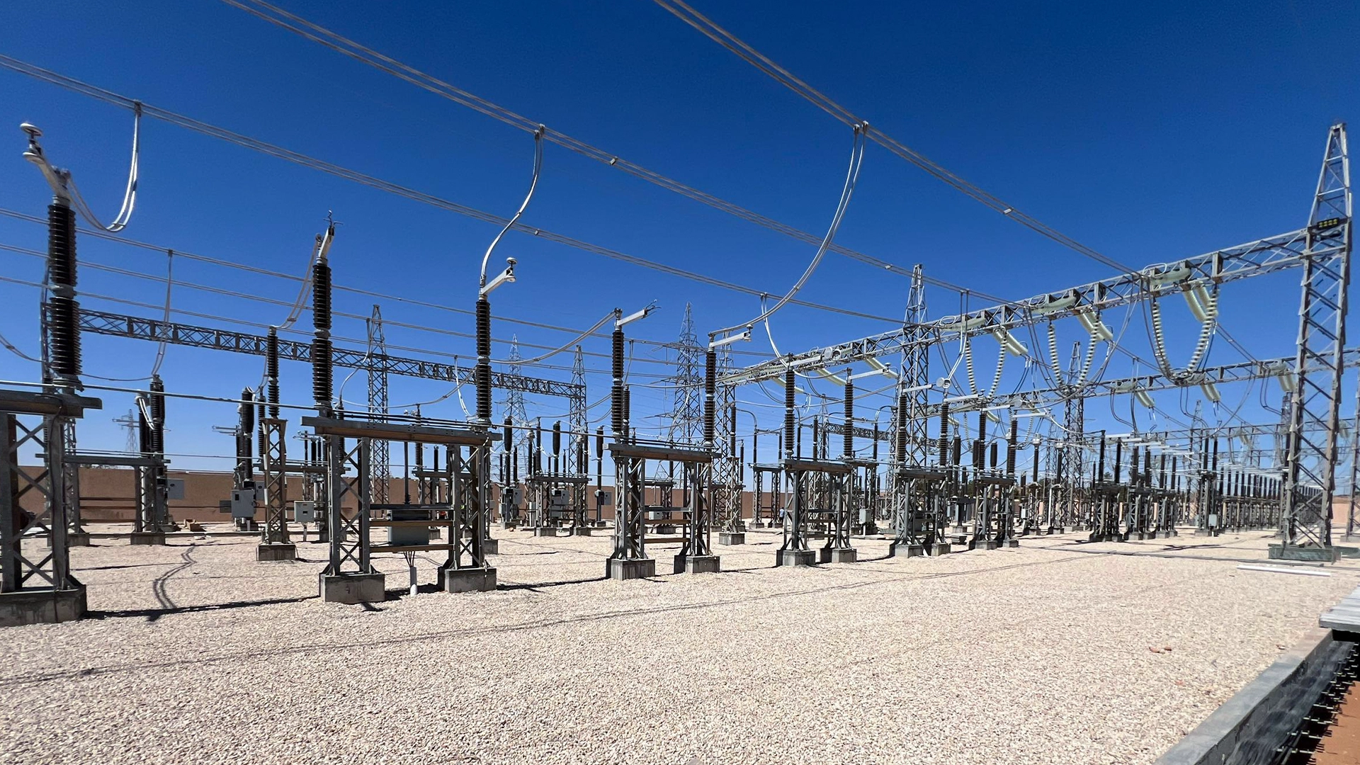 Al-Owaynia 220 KV AIS Substation5